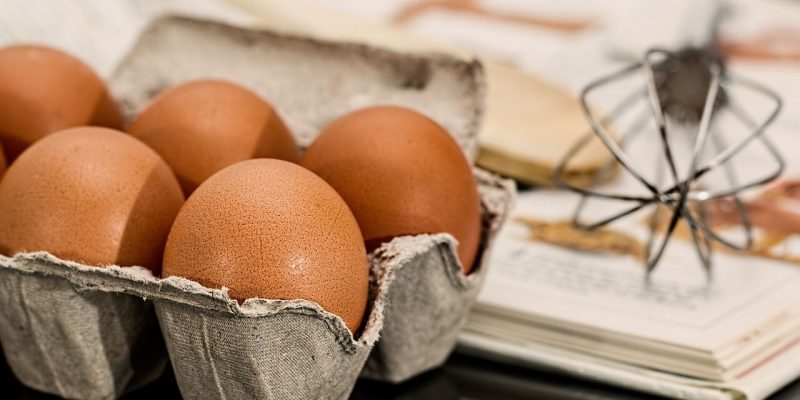 Как определить свежесть яиц при покупке и дома